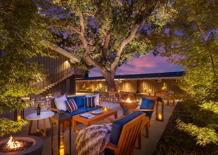 The Cottages Hotel