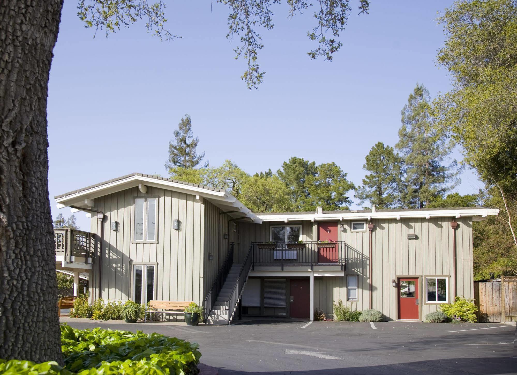 Hotel The